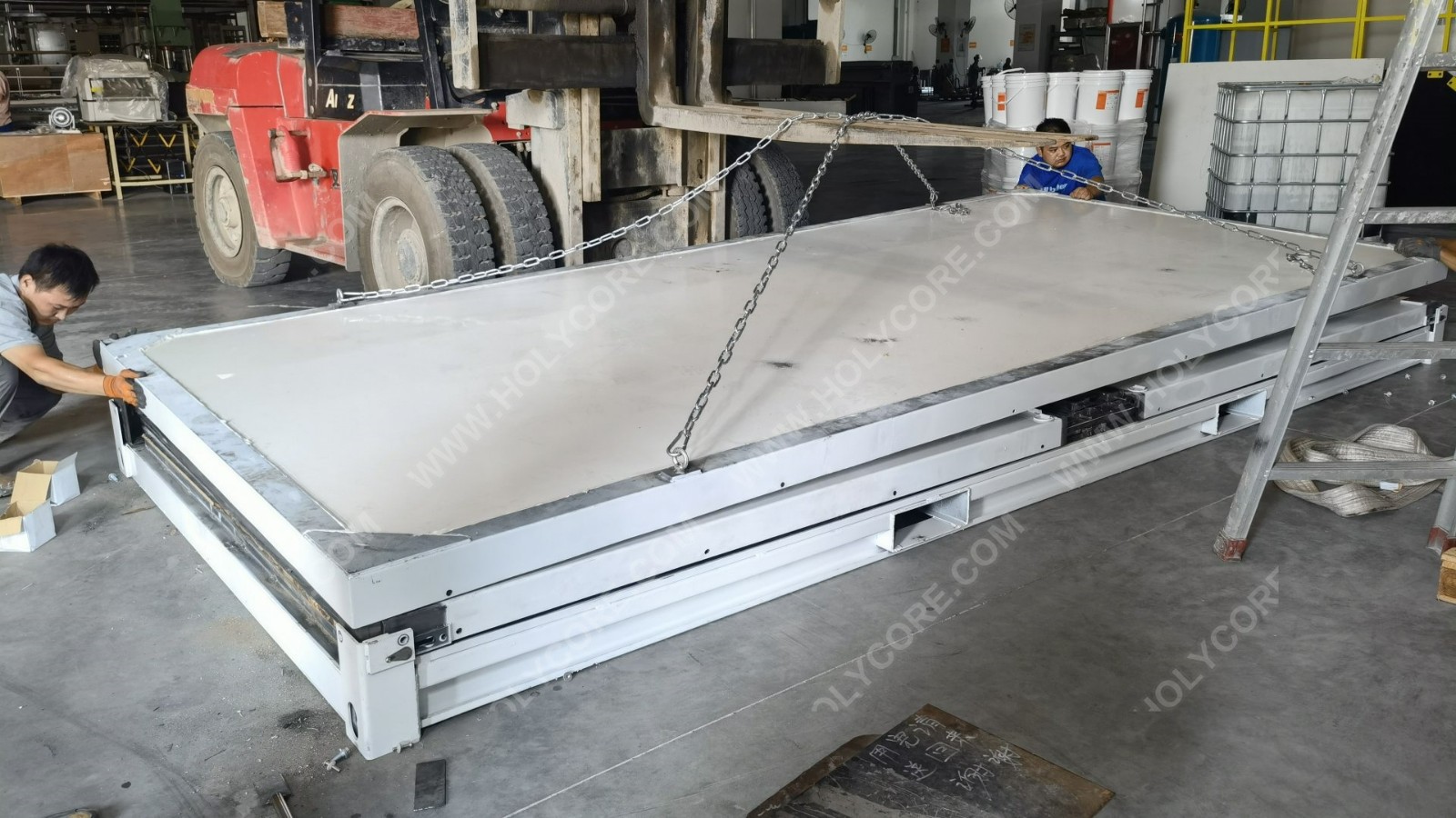 portable stroage container true view 4.jpg